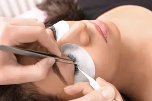 EYELASH EXTENTIONS